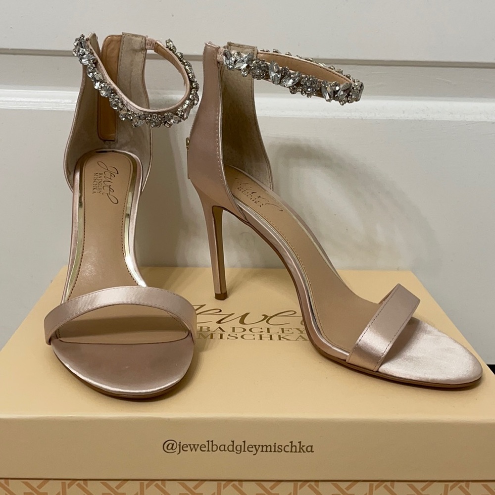 Jewel Badgley Mischka Jax Dress Heels